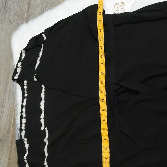 BECCA Iconic Tie-dye Cover-up/ Duster ~ NWT - Picture 9 of 11